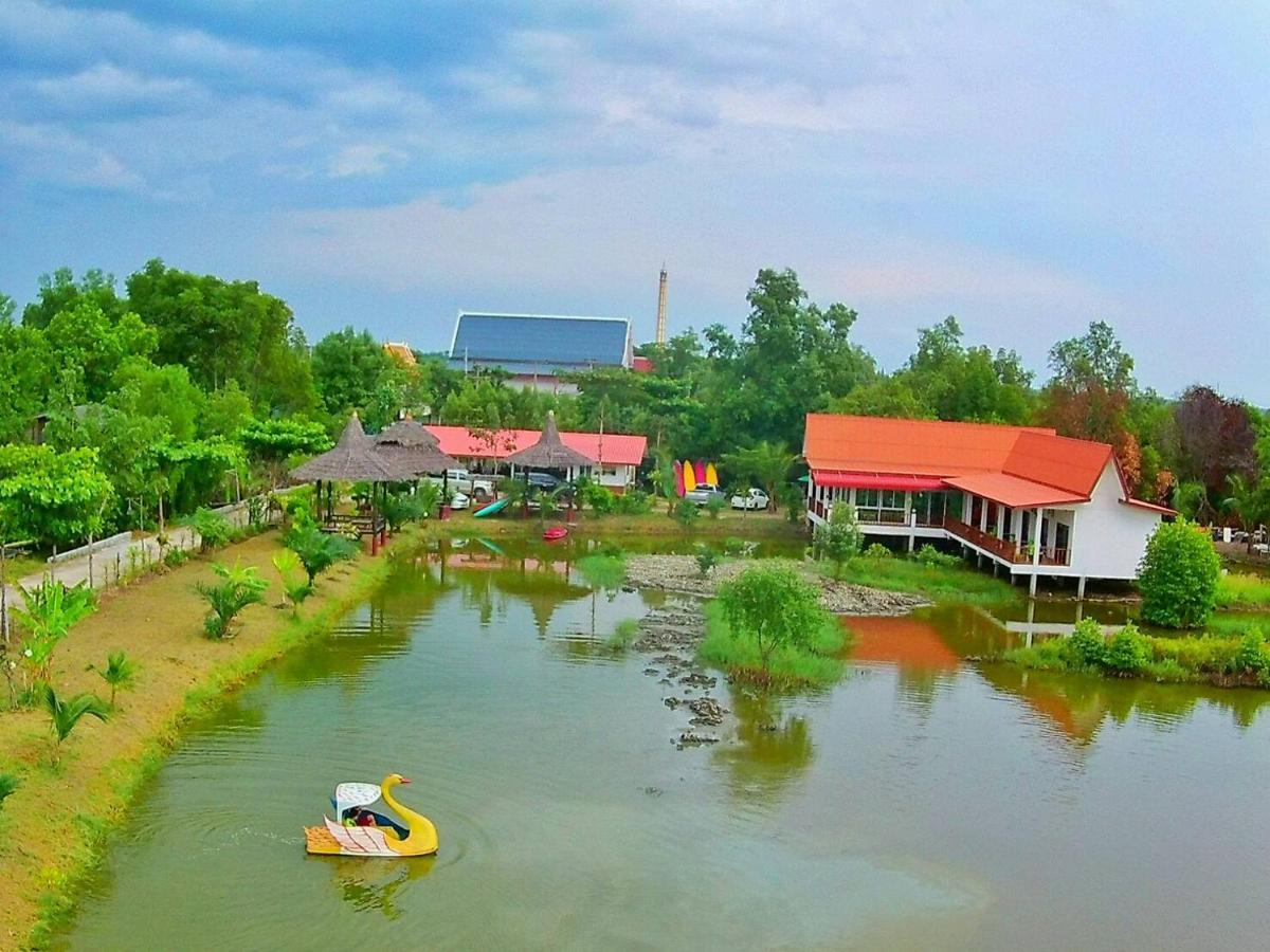 شقة Saeng Tai Amphawa ساموت سونكرام المظهر الخارجي الصورة